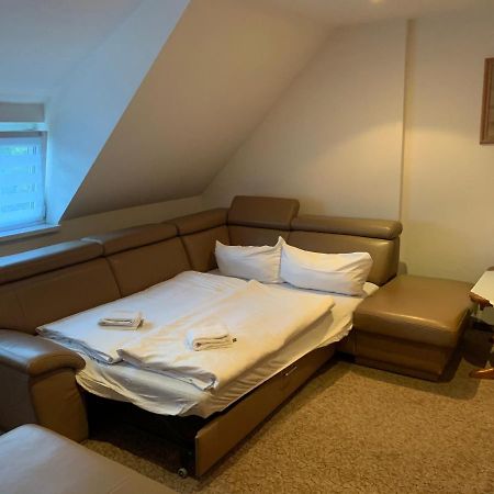 Hotel & Restaurant Schenk Von Landsberg تويبيتز المظهر الخارجي الصورة